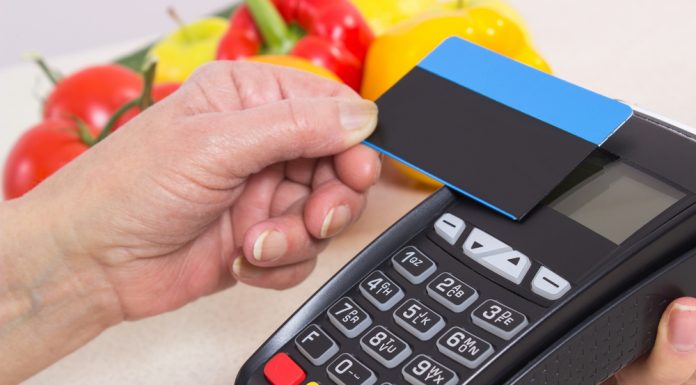 Sú bezkontaktné platobné karty bezpečné?